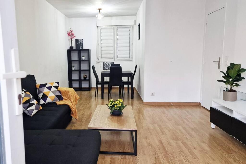 Apartamento Appart Cosy & Spacieux-Metro7 Louis-Aragon+Parking Vitry-sur-Seine Exterior foto